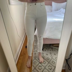 NWT High Rise White Skinny Jeans